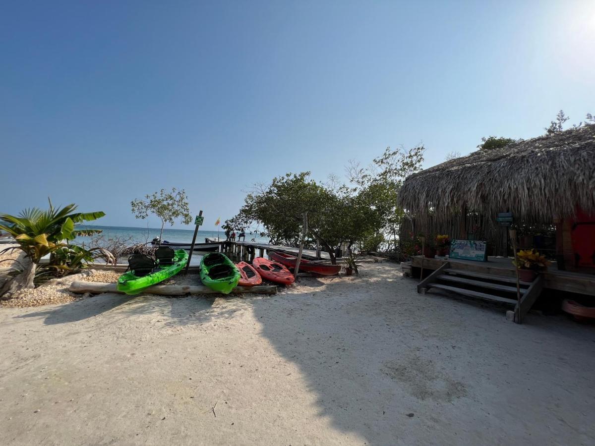 Tintipan Island Santa Lova Eco-Hostel Isla Tintipan מראה חיצוני תמונה